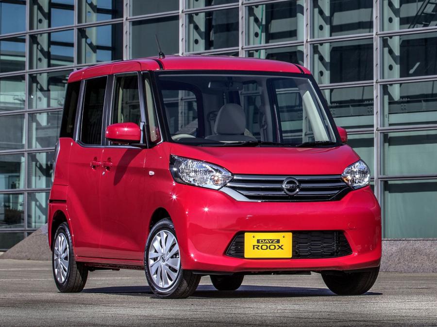 Nissan Dayz Roox 2013 года  (фото 4 из 11)
